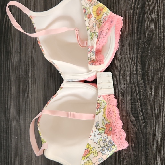Adore Me Kati Contour Floral Bra - Pink and Cream - Picture 2 of 8